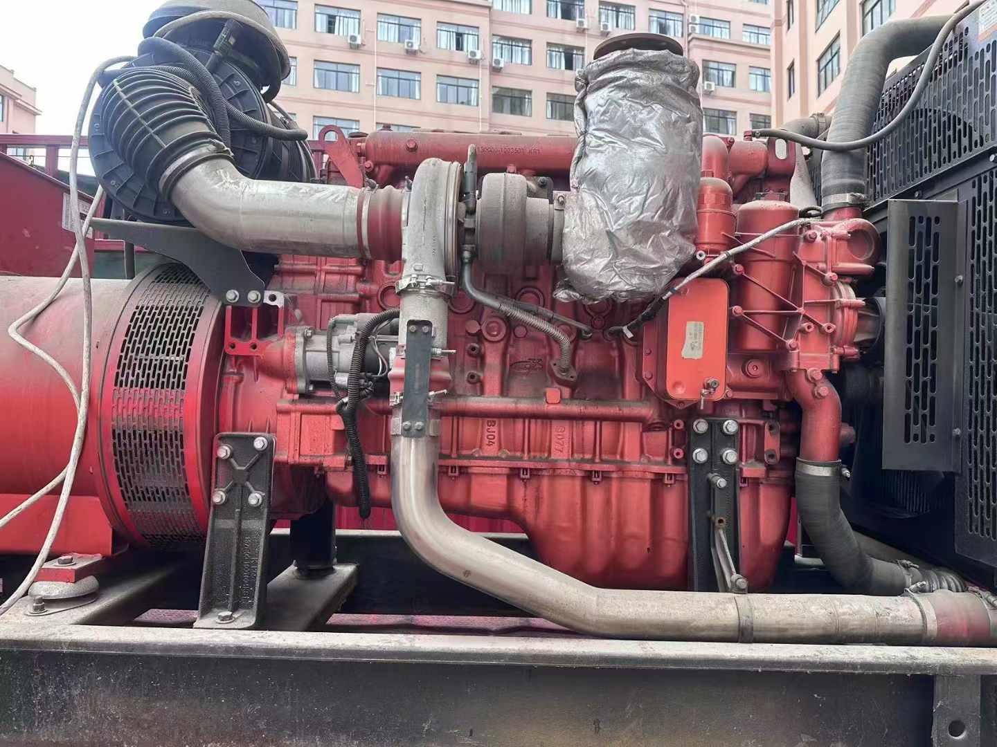 潮安如何选择适合 600kW 柴油发电机组的过载保护器？